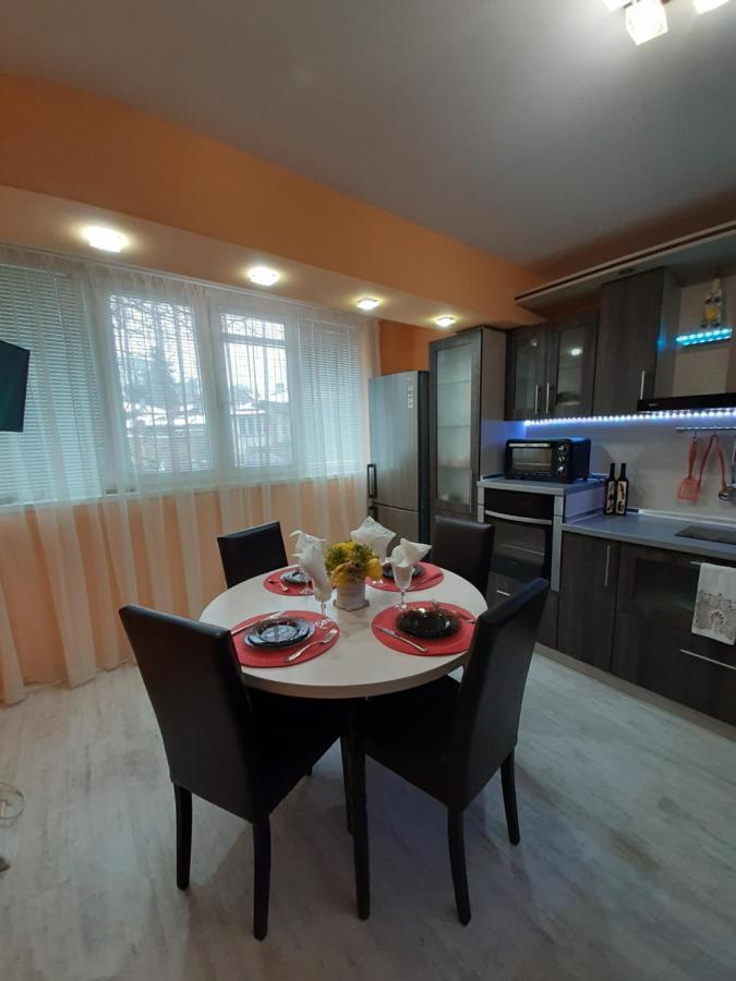 Luny Apartment Русе Екстериор снимка