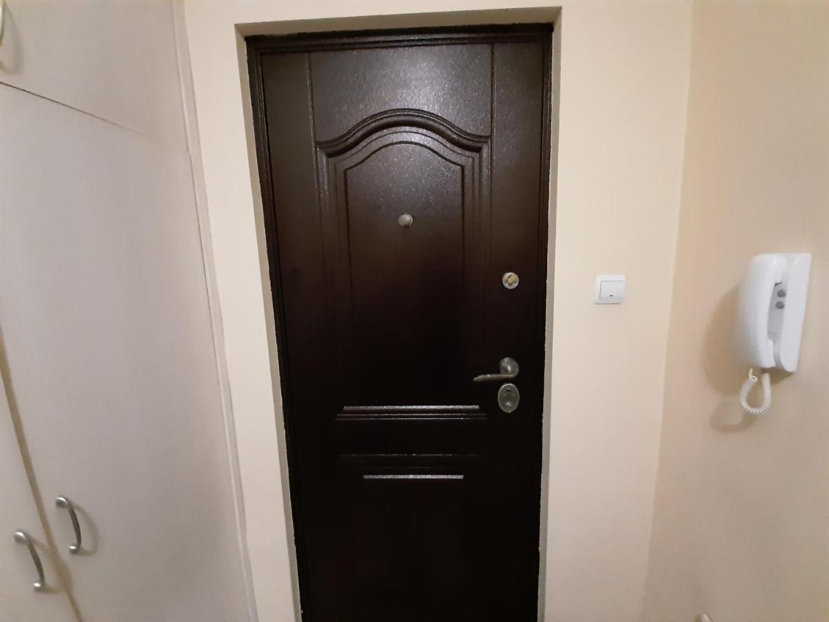 Luny Apartment Русе Екстериор снимка